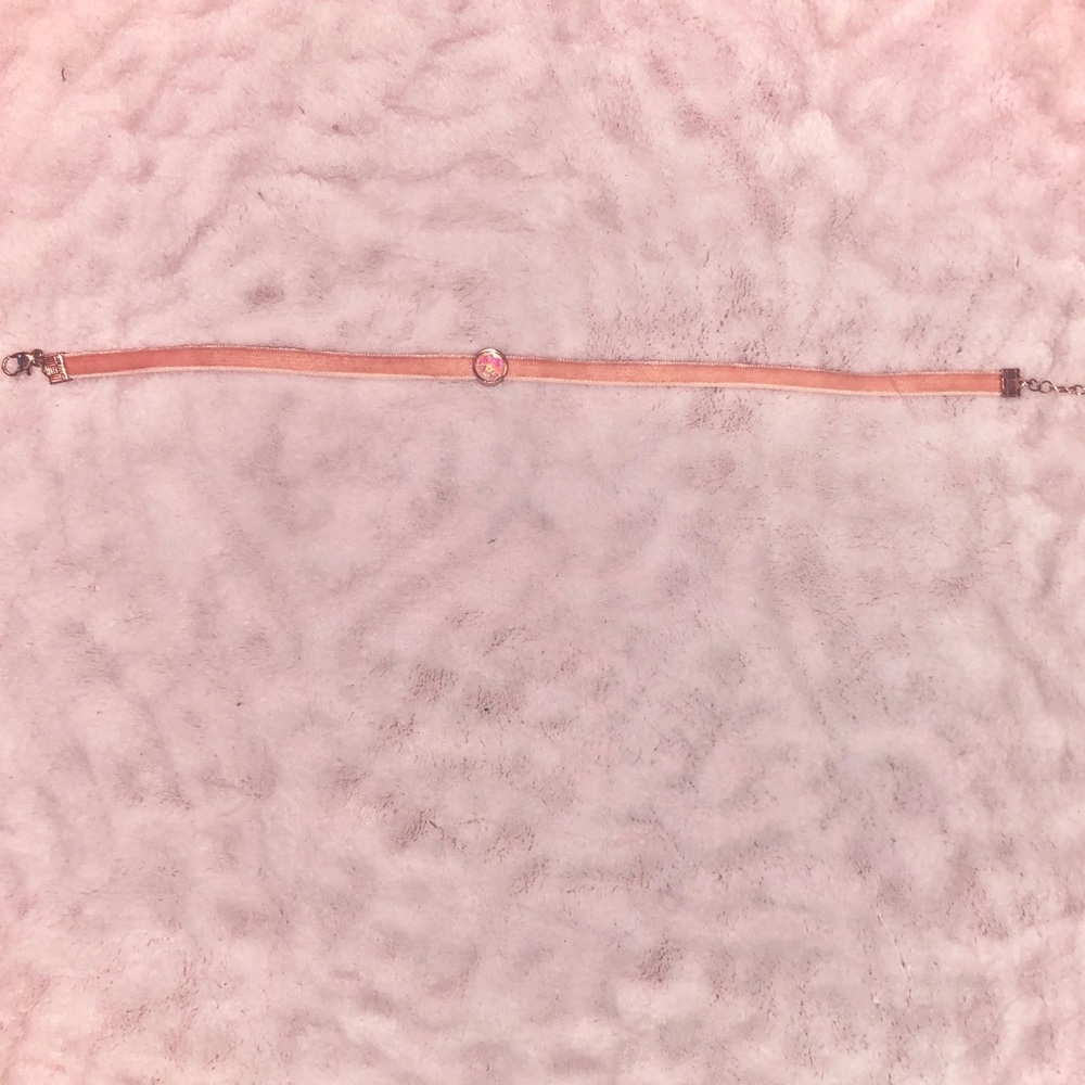 💓☁️Light Pink Peach Gem Choker☁️💓